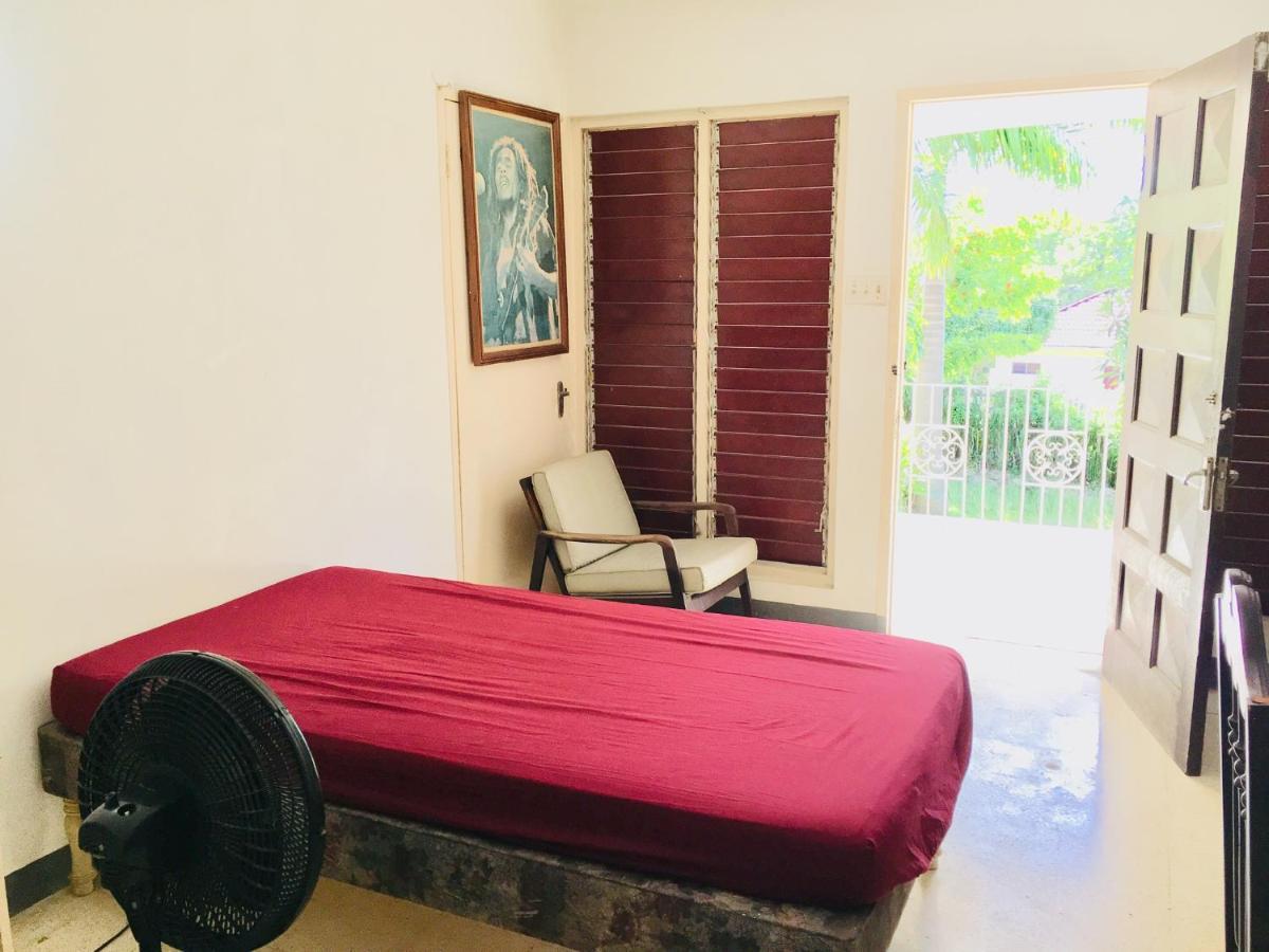 African Symbol Guest House Montego Bay Eksteriør bilde