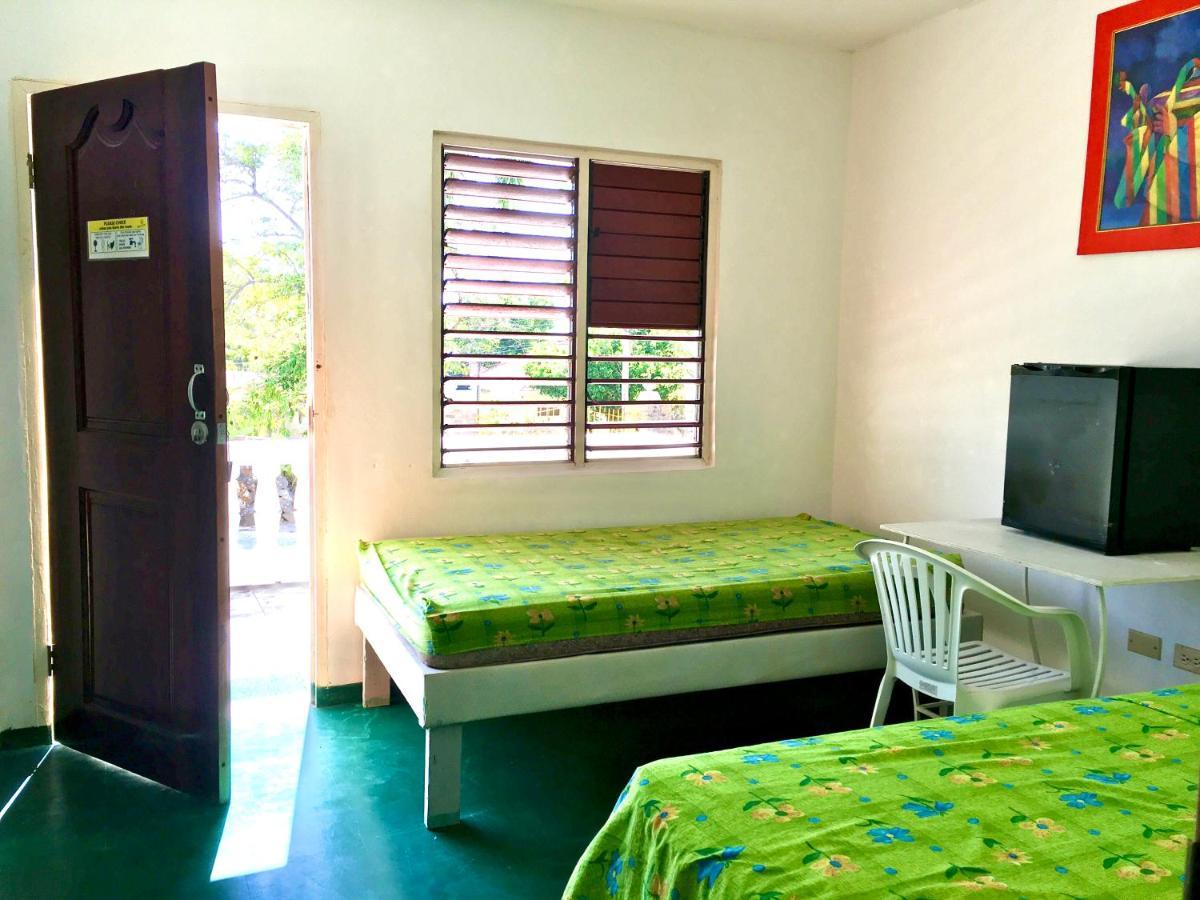 African Symbol Guest House Montego Bay Eksteriør bilde